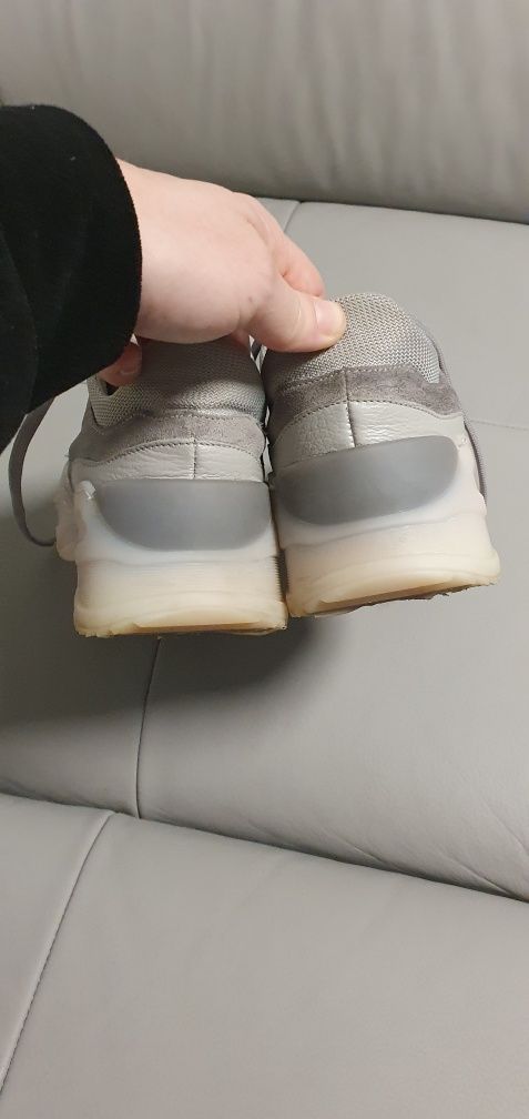 Buty ze skory Ryłko 36