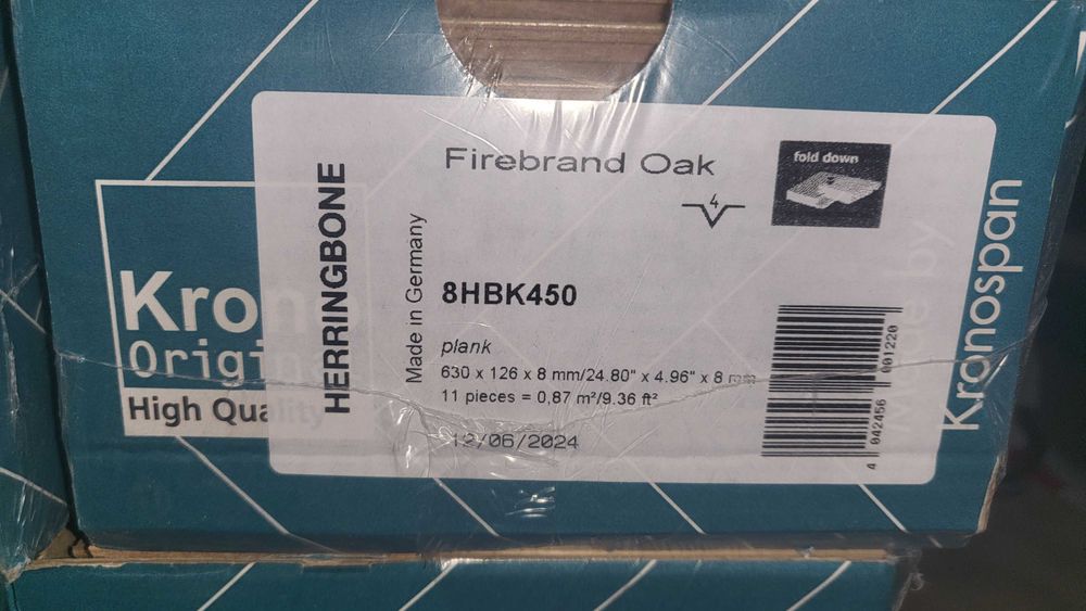 Nowe panele podlogowe KRONO HERRINGBONE dąb firebrand