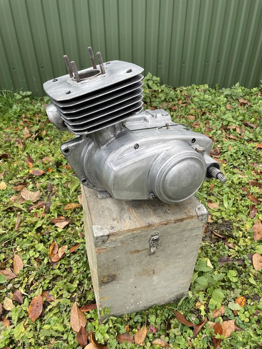 Мотор минск 125 .