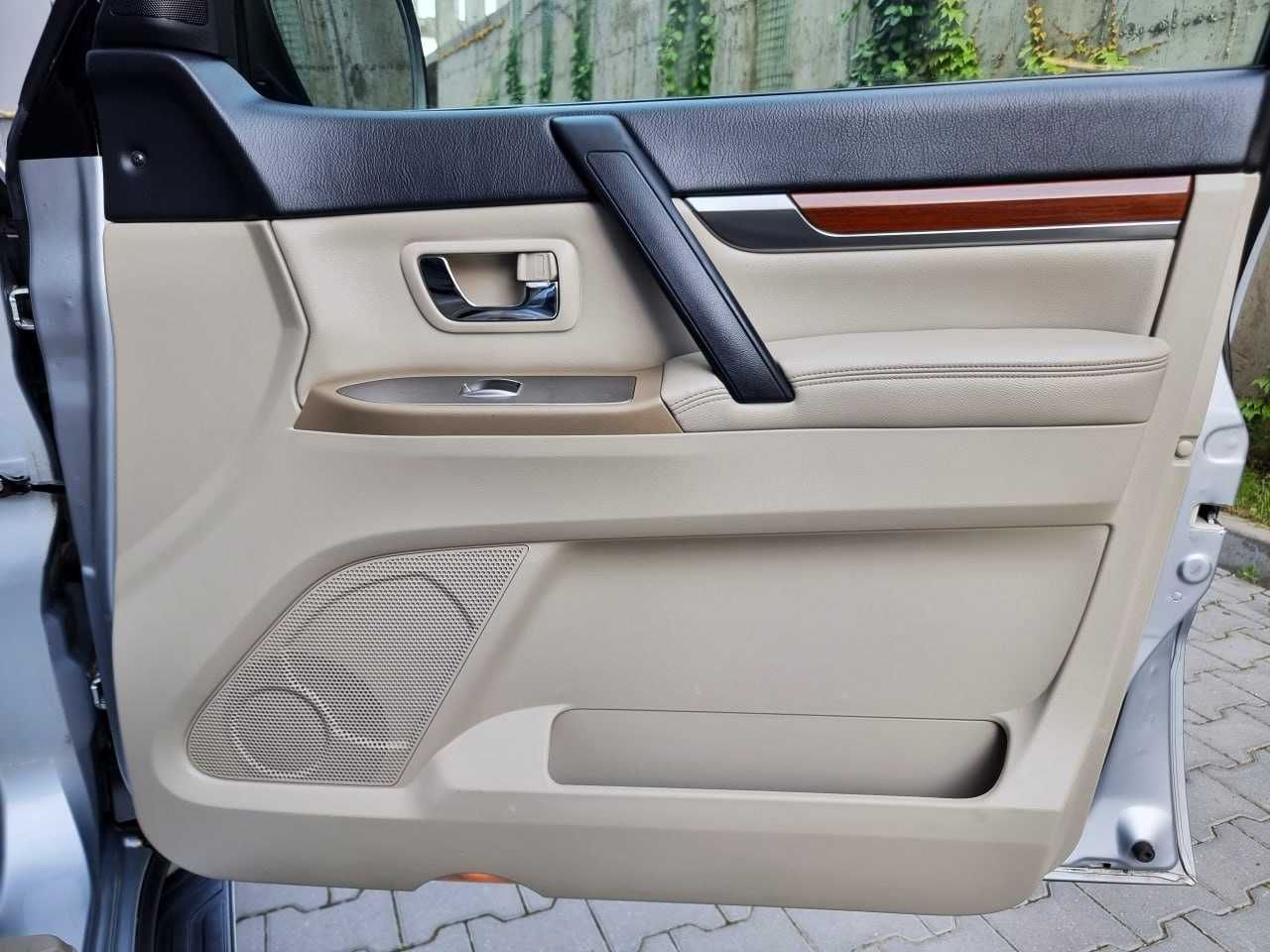 Продам Mitsubishi Pajero Wagon 2007. Можна в розстрочку, під викуп.