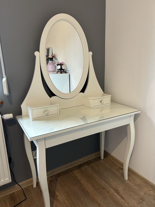 Toaletka Hemnes Ikea