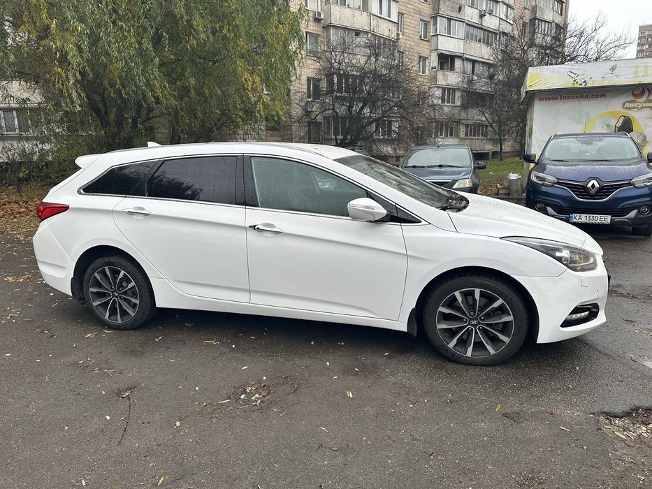 Hyundai I40 2015 1.7 D срочно
