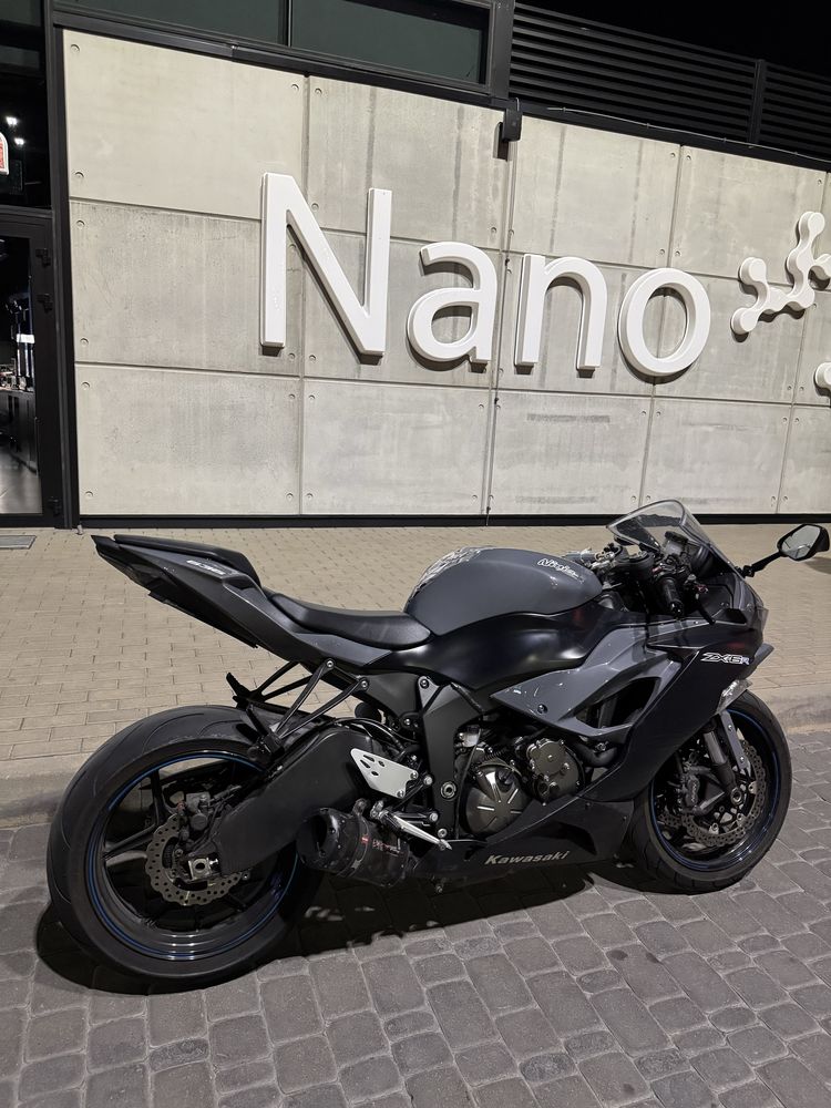 Kawasaki zx6r 636