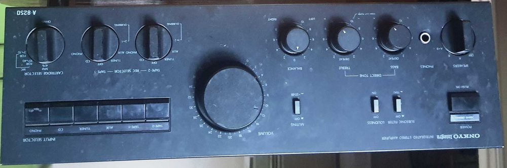 Wzmacniacz ONKYO Integra A-8250