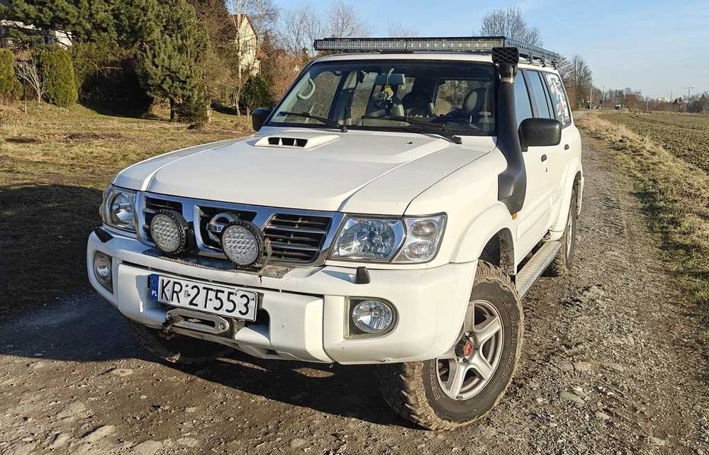 Nissan Patrol Y61 3.0 M57 4x4 –  zdrowy - zero rdzy