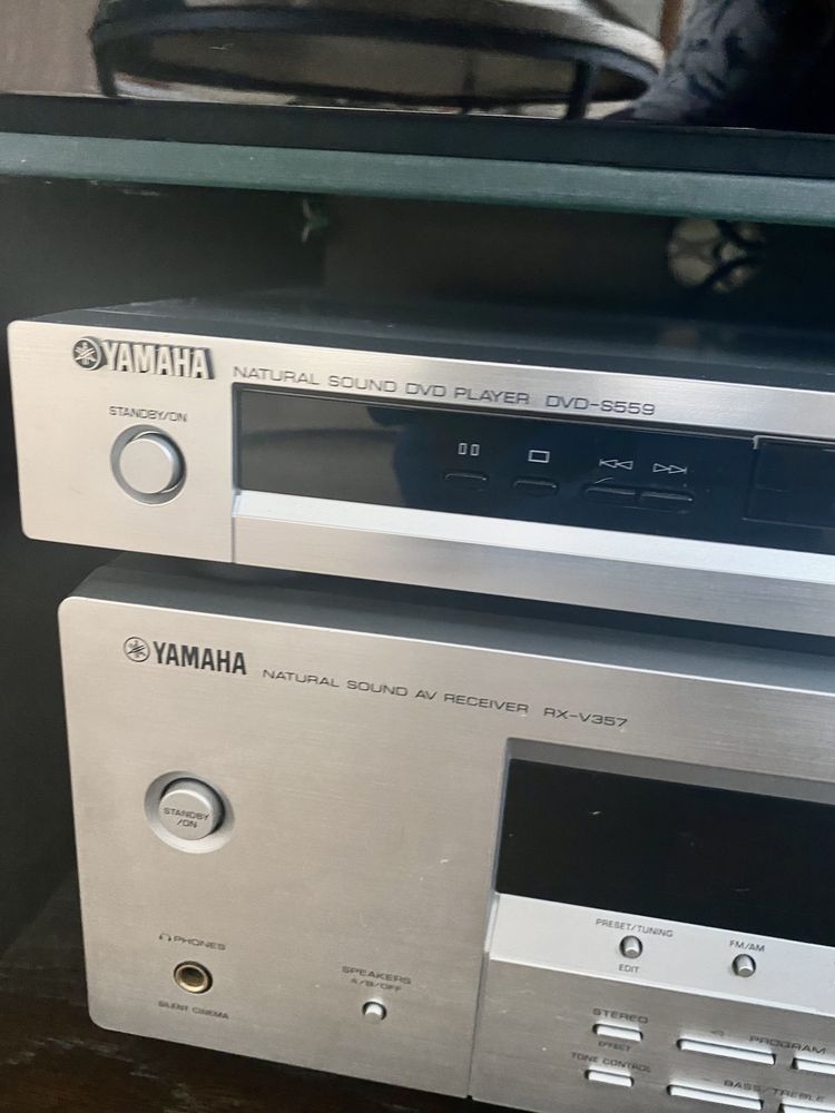 Zestaw Yamaha radio, 5 kolumn, odtwarzacz cd, DVD