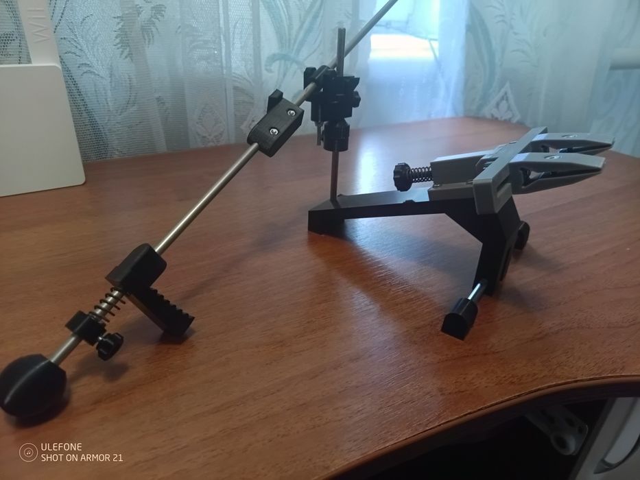 Точілка для заточкі ножей