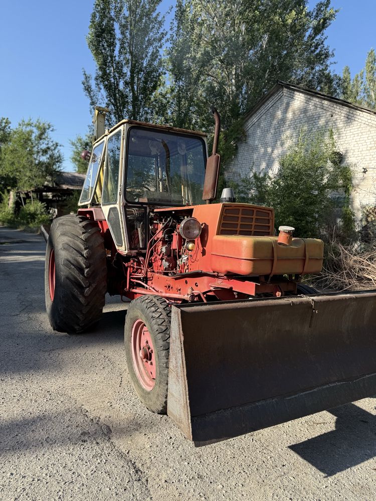 Трактор ЮМЗ-6 продам трактор