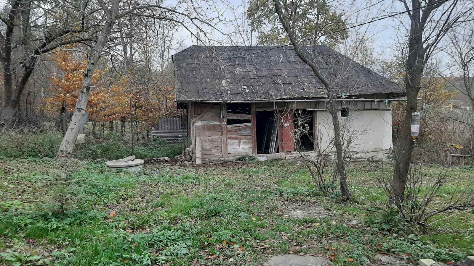 Продається земельна ділянка під забудову в селі Добровляни