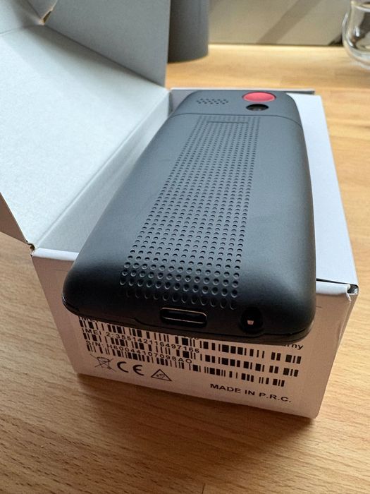 Telefon dla seniora Götze&Jensen Easyphone GFE303 SOS