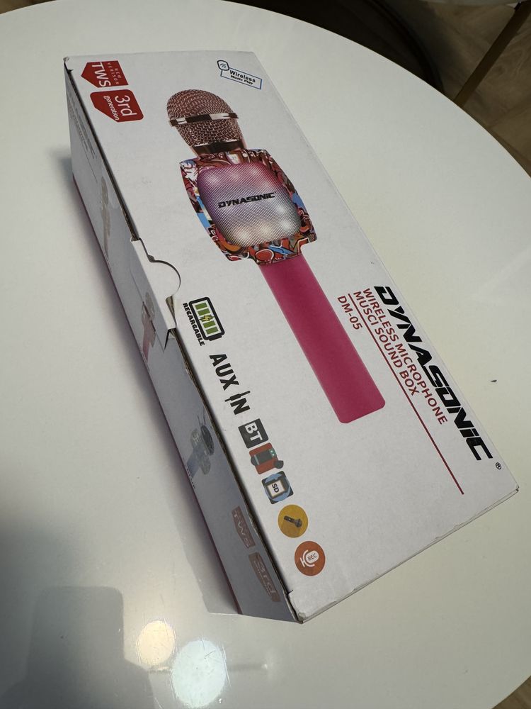 Mikrofon Dynasonic DM-05 dla dzieci bluetooth RGB karaoke zmiana głosu