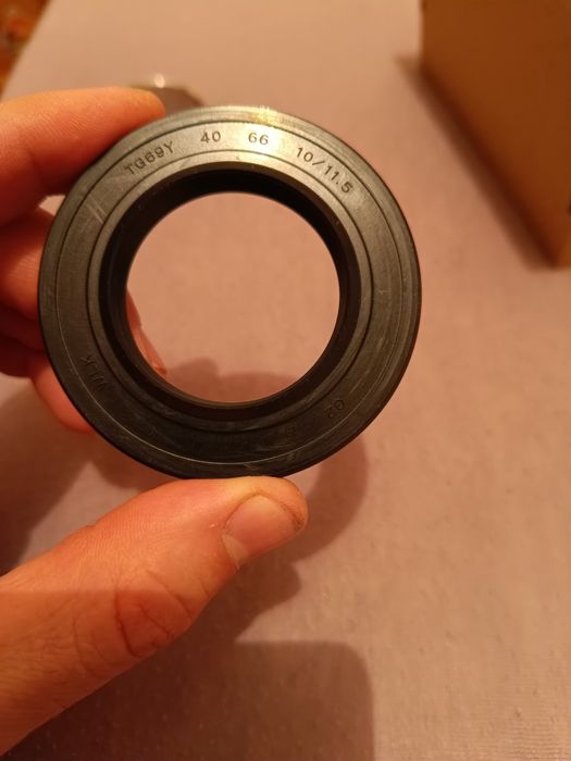 Продаю сальник на стиральную машину