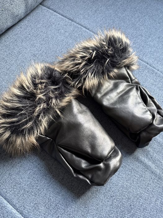 Mufki do wózka Junama z futerkiem, ocieplane na magnes