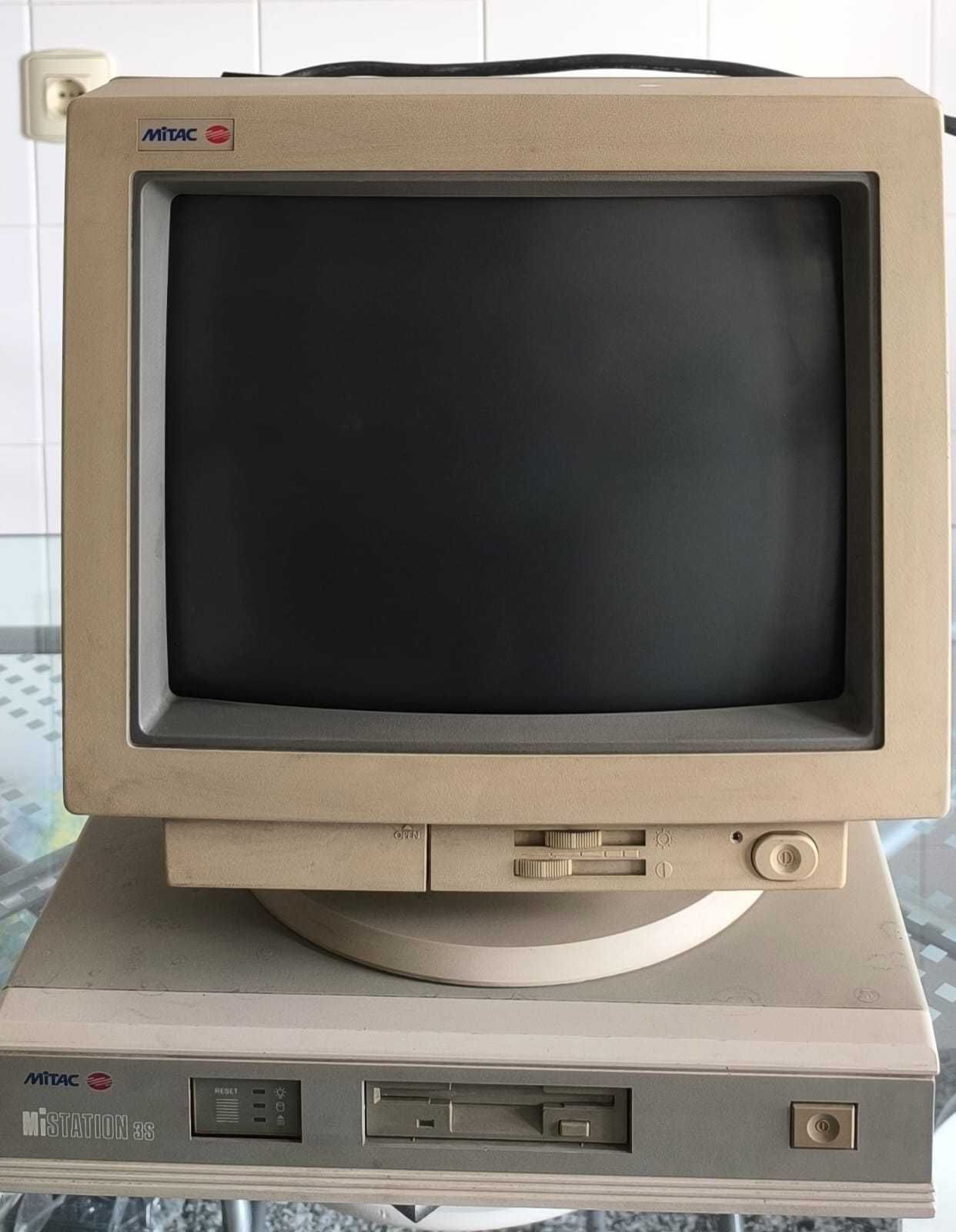 Computador Mitac 3s para decoração ou museu