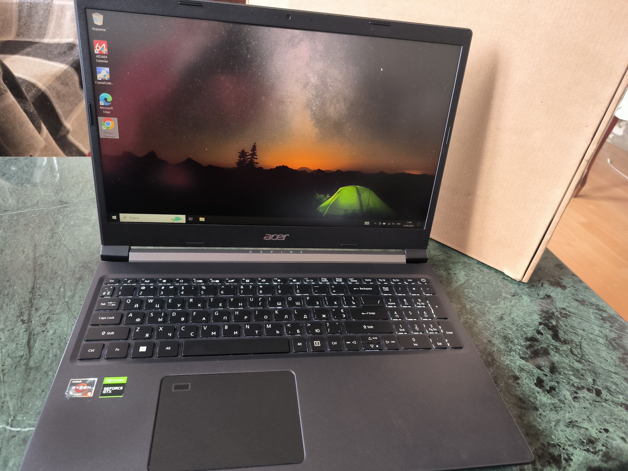 Игровой ноутбук Acer aspire 7 отличное состояние
