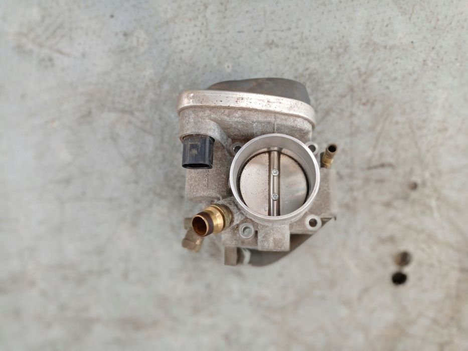 przepustnica opel astra h 1.8 55562380