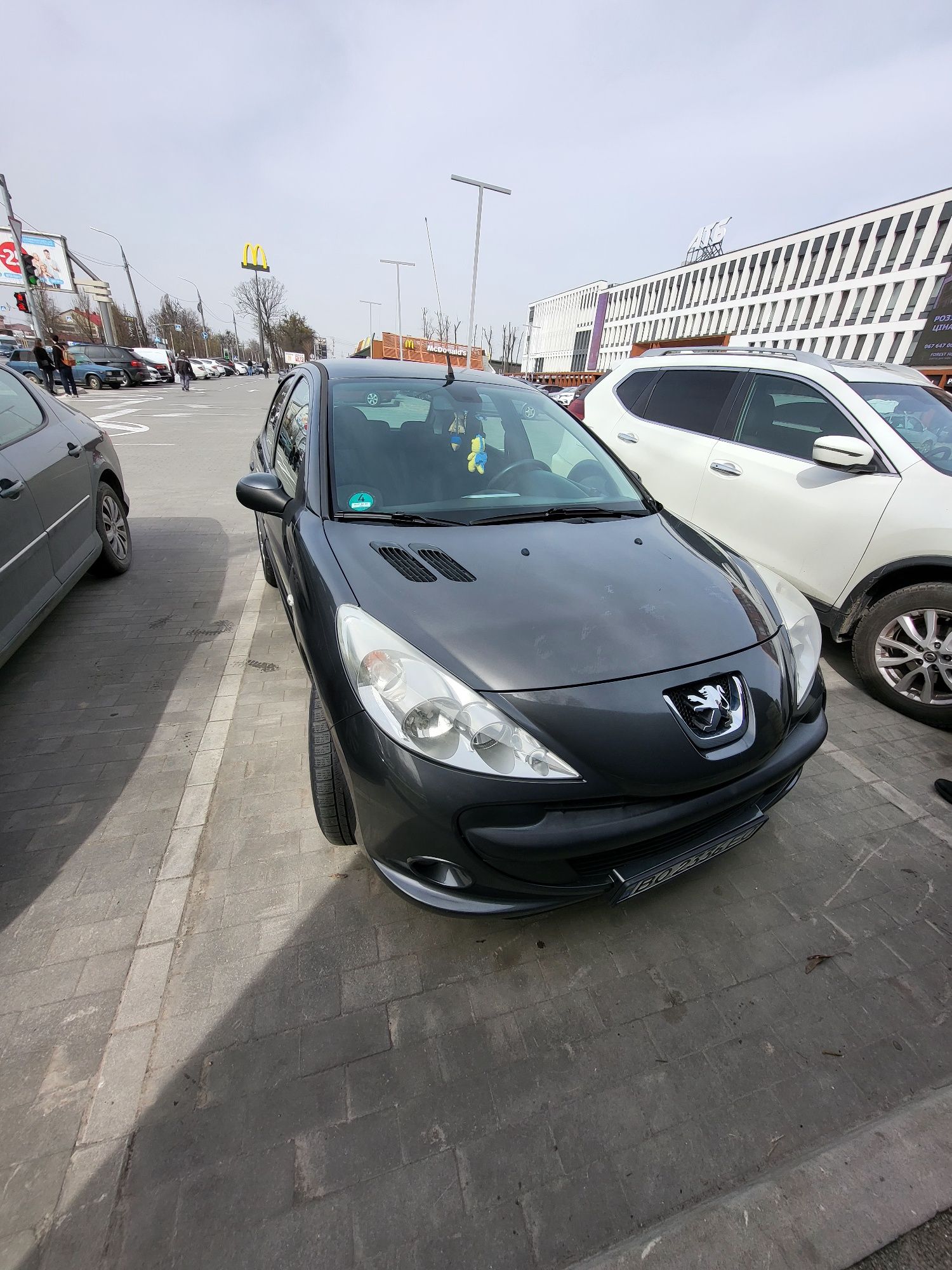 Продам авто Peugeot 206+