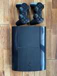 Playstation 3 super slim CECH-4004a + 2 pady