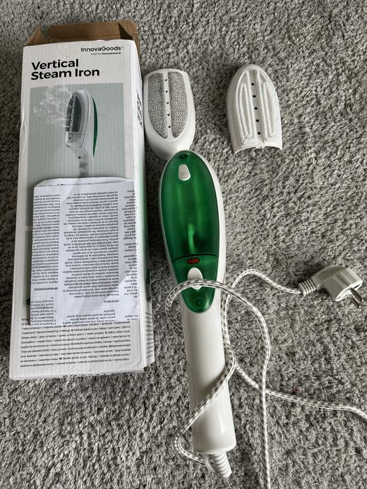 Ferro a vapor vertical- Innova Goods