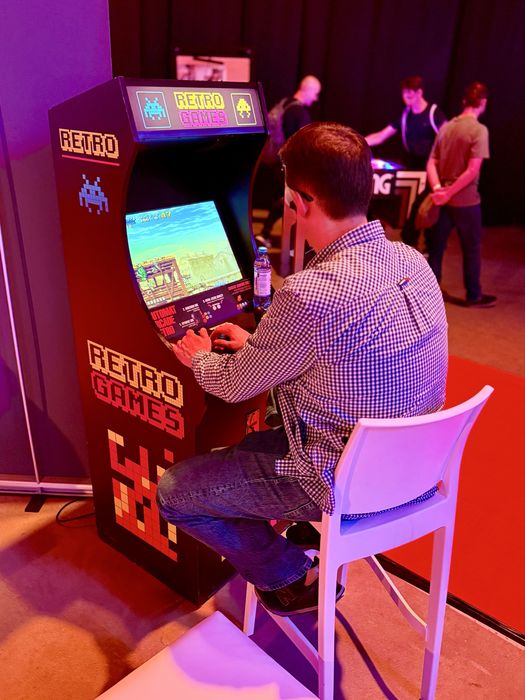 Automaty Arcade atrakcje na wynajem event symulator