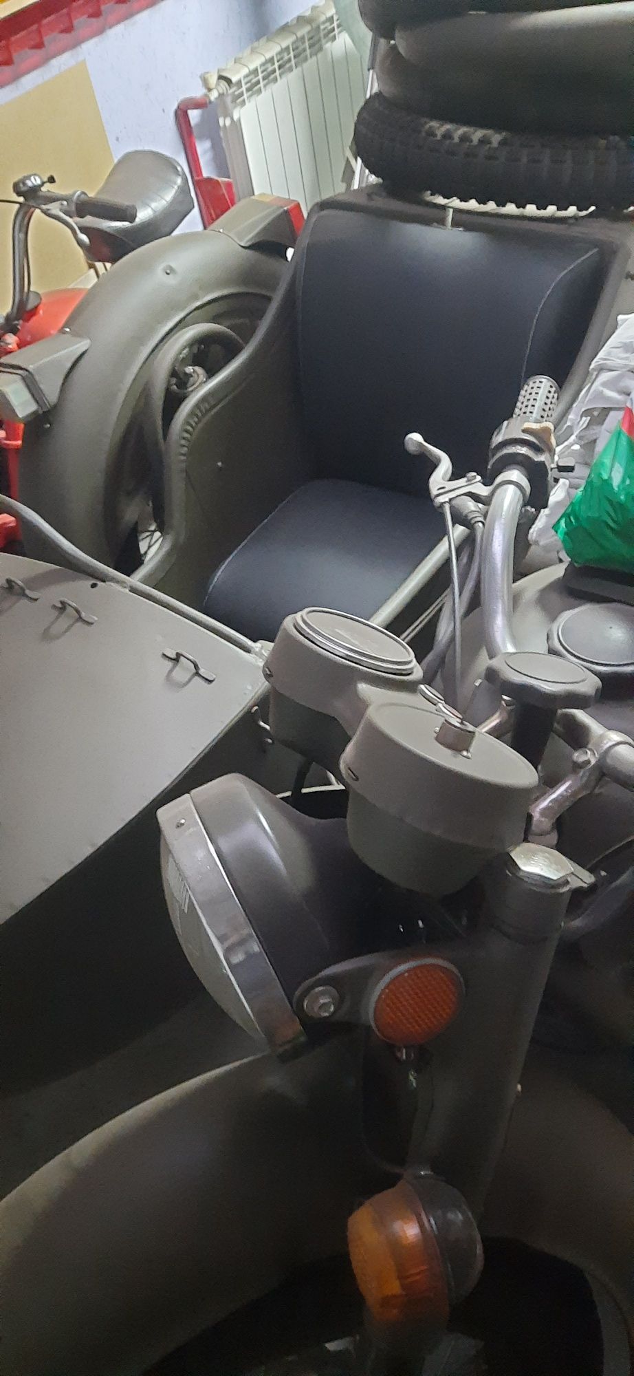 Siedzenie z sprężynami wózka bocznego dniepr ural k750 WYSYŁKA GRATIS