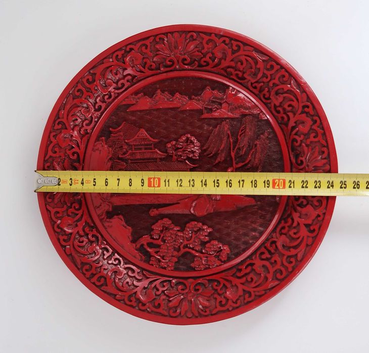 Prato da China Laca Cinnabar - 24,5 cm