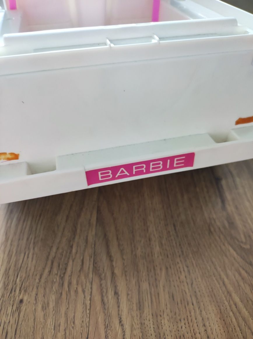 Auto Barbie samochód jeep