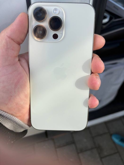 Продам свій 14 про макс. Iphone 14 pro max