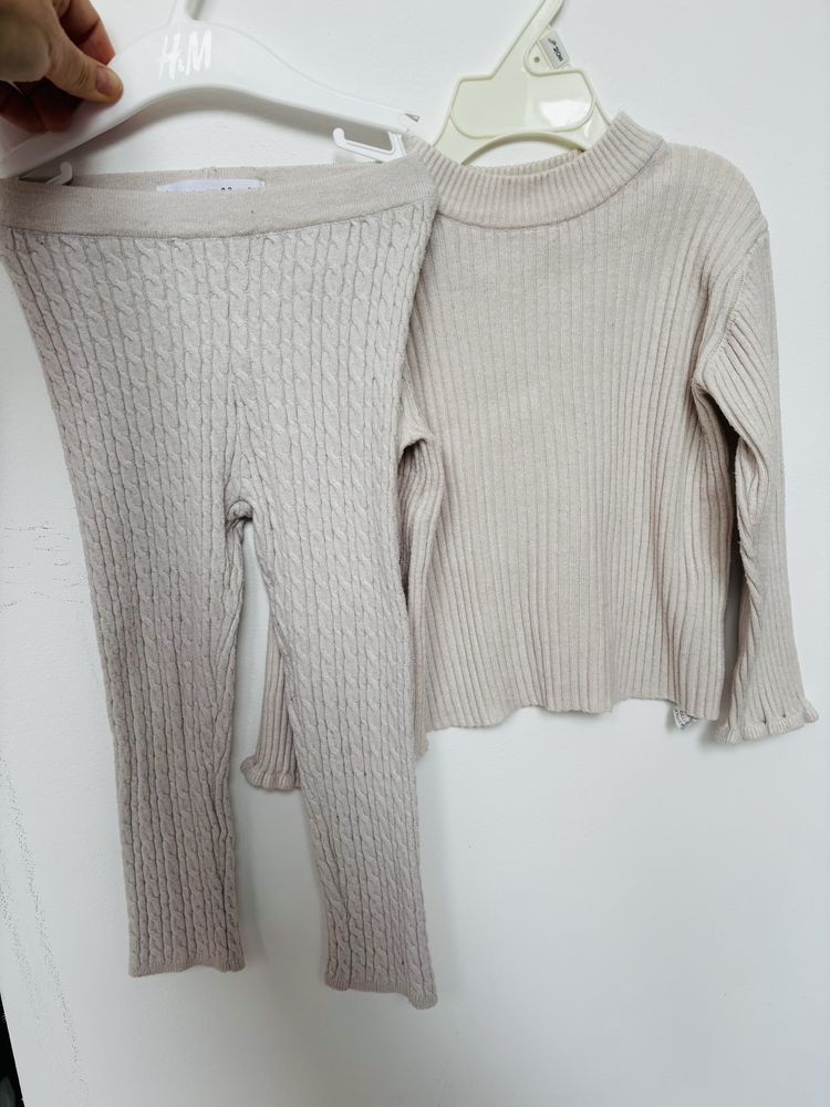 Zara zestaw legginsy i sweter półgolf dzianina prążek 98