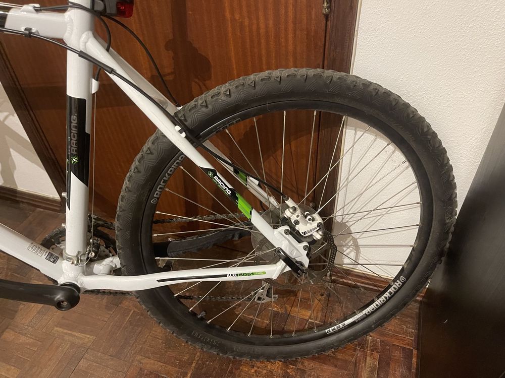 Bicicleta BTT Rockrider 8.0