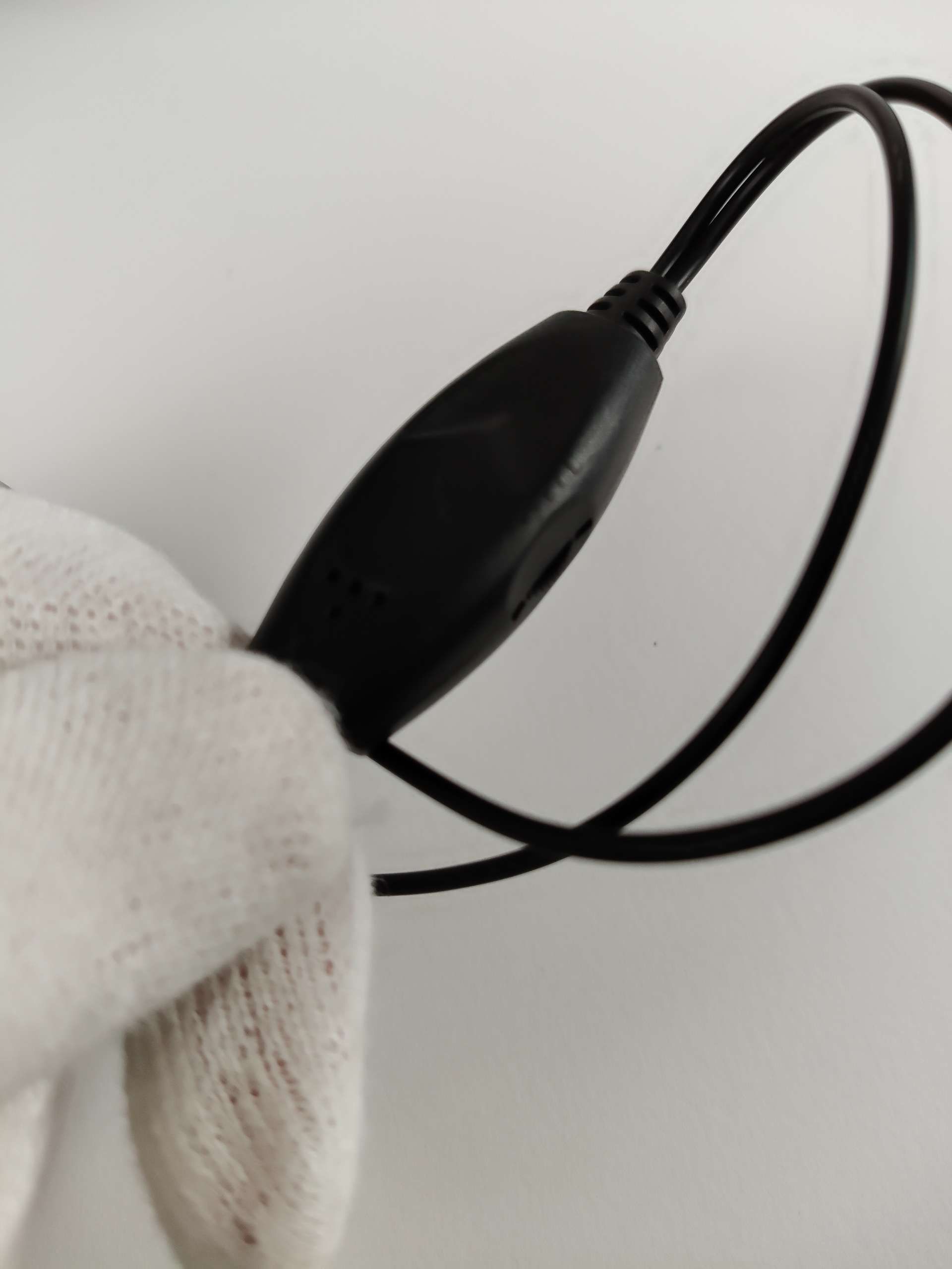 Słuchawki nauszne T'nB CSHOME1 do telewizora kabel 8m