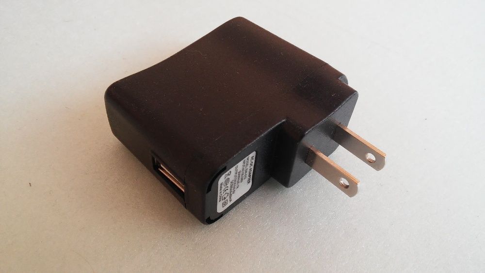 Блок питания USB зарядное под розетку США
