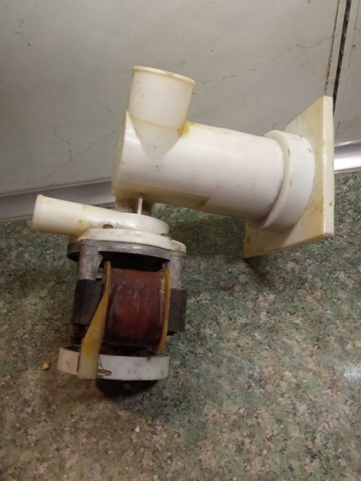 Pompka do pralki Polar.