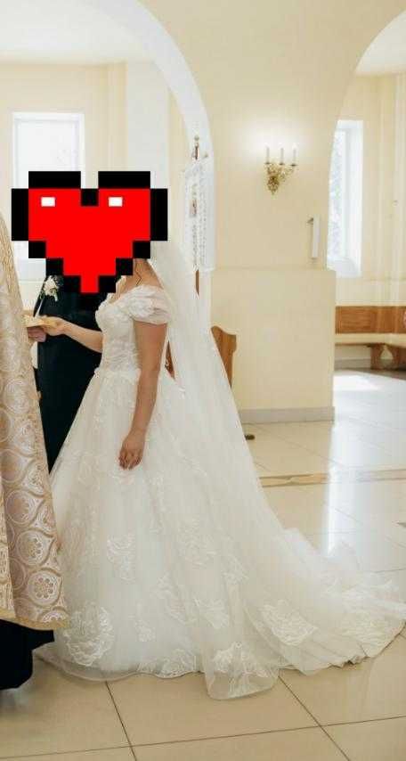 Весільна сукня від Оксани Мухи