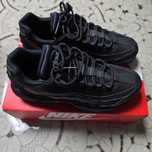 Nike Air Max 95 Essential Triple Black R.42