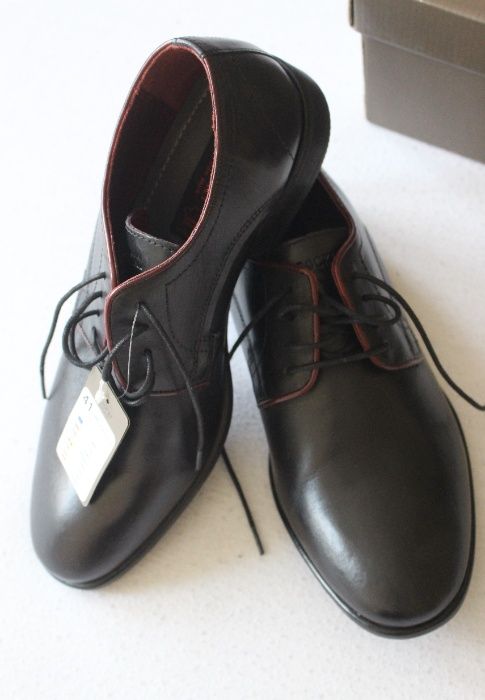 czarne buty garniturowe lasocki 41