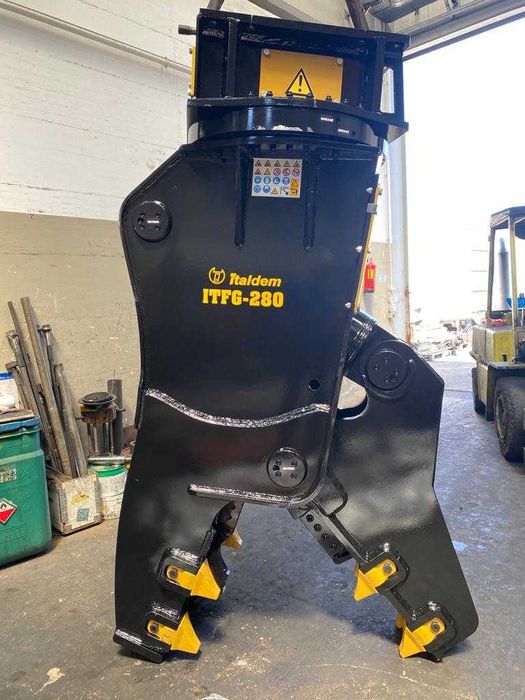 Kruszer Rotacyjny Nożyce wyburzeniowe Italdem ITFG-280 koparki 28-40t