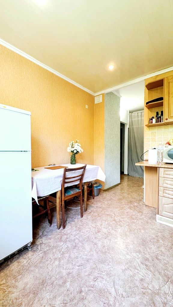Продам 2х квартиру по Хорт.шоссе  2/9 21500у.е