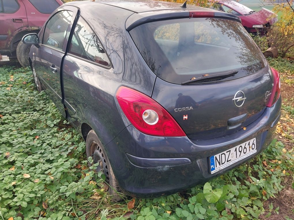 Opel corsa d 1.2 kolor z168 silnik skrzynia drzwi klapa zderzak tył