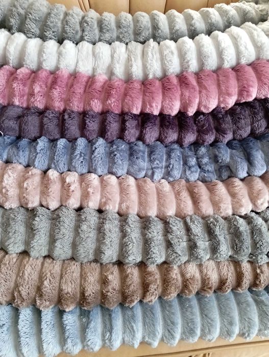 Плед шарпей.Полоска 4,5 см