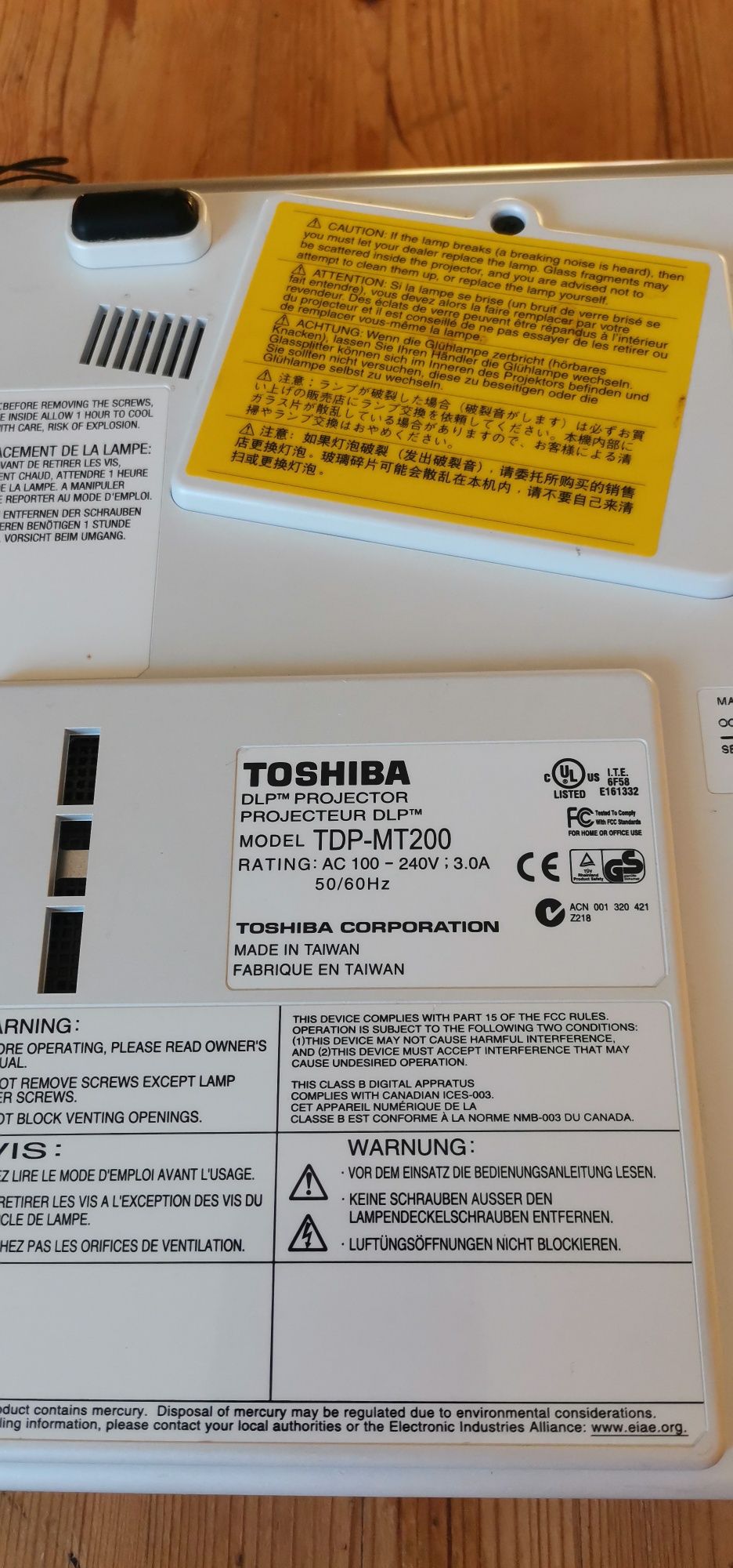 Projektor Toshiba MT200 bdb