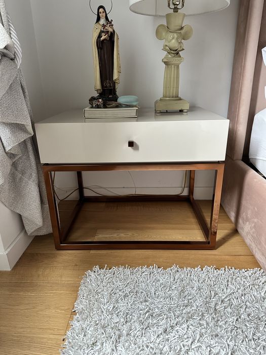 Comoda Mesa de Cabeceira Criado Mudo Quarto