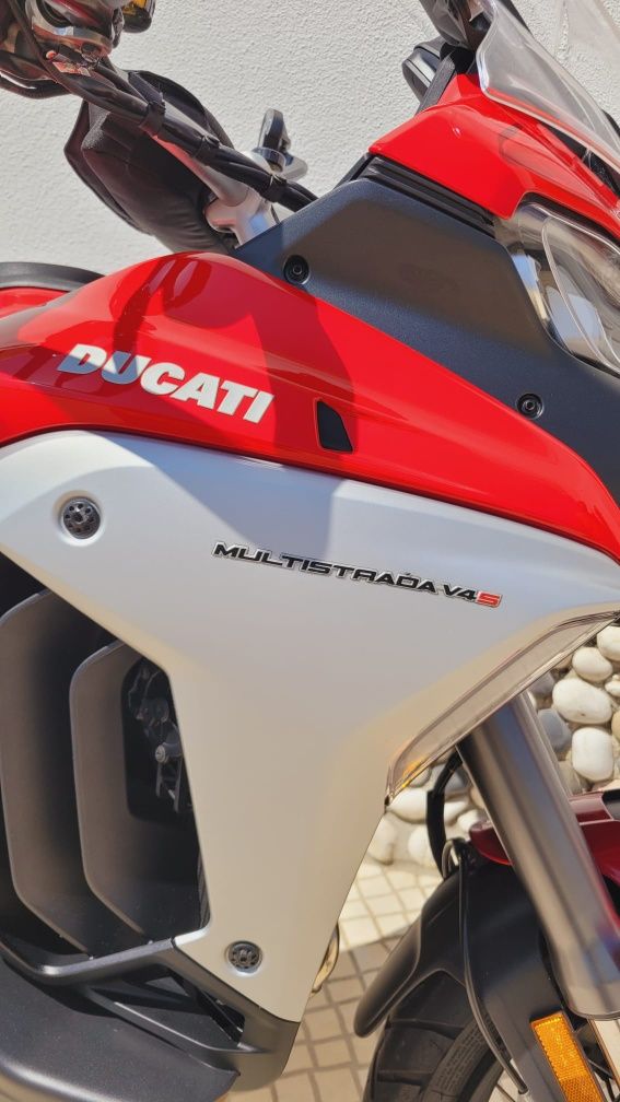 Ducati Multiestrada V4 S Full Radar