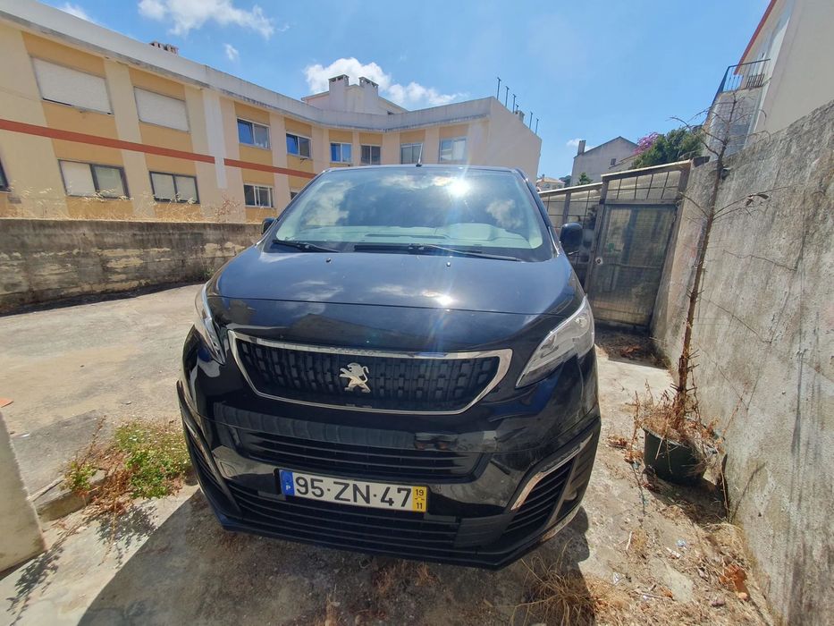 Peugeot Traveller 1.5 BlueHDi L2H1 Standard