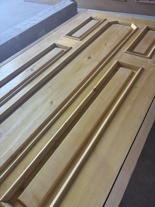 Продам двері міжкімнатні з масиву