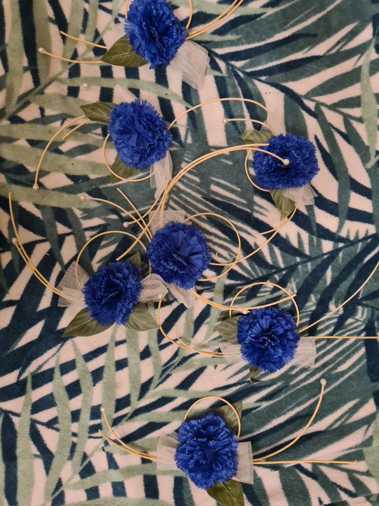 Niebieskie chabrowe ozdoby weselne wianek kwiaty