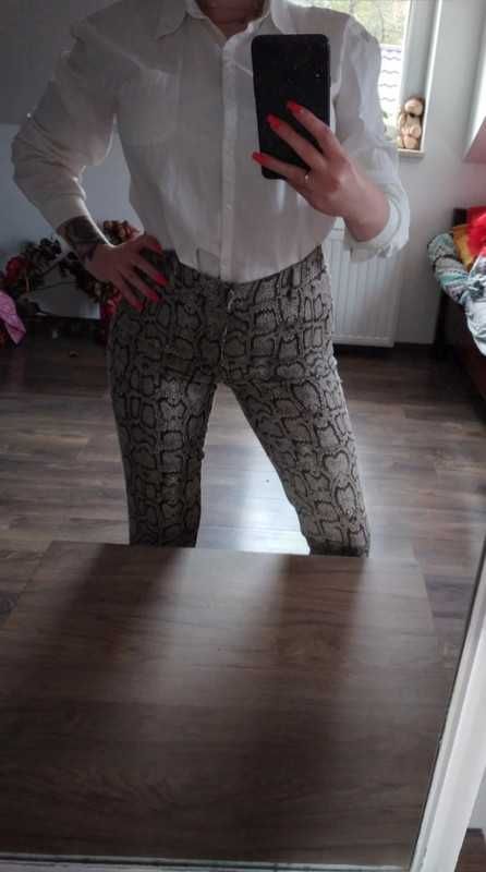 Eleganckie spodnie,skóra węża,r.XS,zara
