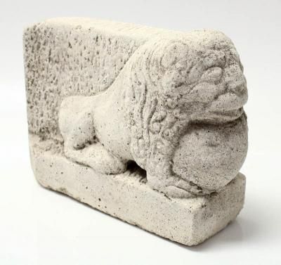 Escultura oriental leão