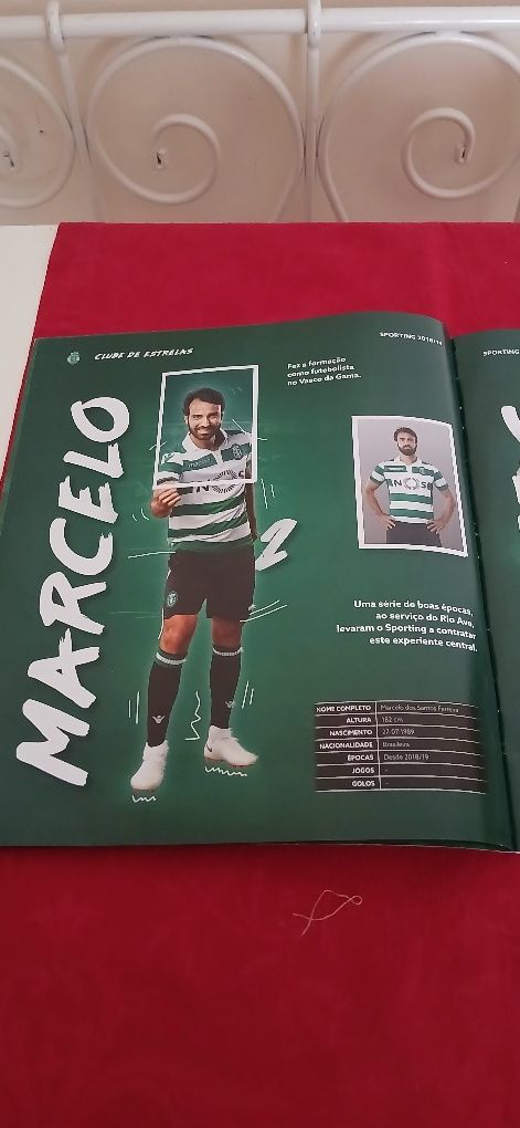 Caderneta Sporting 2018/2019, completa