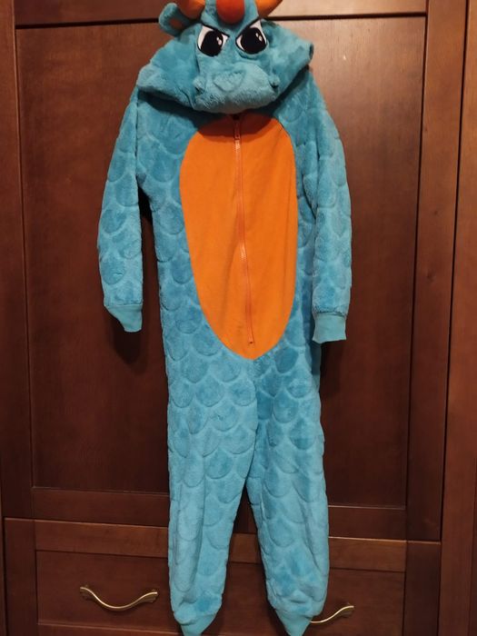 Strój smok, Halloween, karnawał 

Kombinezon smok z kapturem. Rozmiar